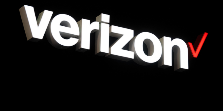 Verizon Surpasses 3.0 Gigawatts of Projected Renewable Energy Capacity