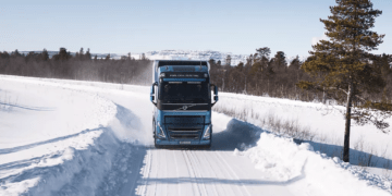 Volvo Trucks Successfully Tests Hydrogen-Powered Fuel Cell Electric Trucks on Public Roads