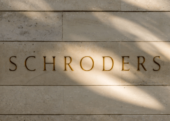 Schroders Empowers Investors to Offset Carbon Footprint with New Share Classes