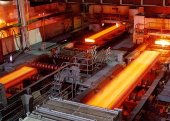 India Plans 300 MT Steel Expansion While Cutting Emissions 25% in Major Climate Shift